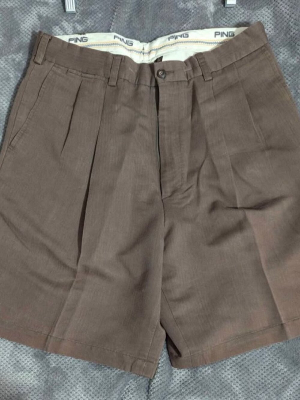 Ping Khaki Shorts Men's Size 34 Waist